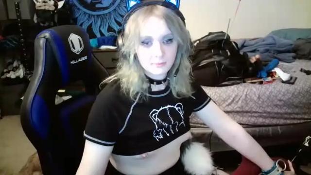 Image 11 of katagon Stream on Chaturbate on 19 months ago