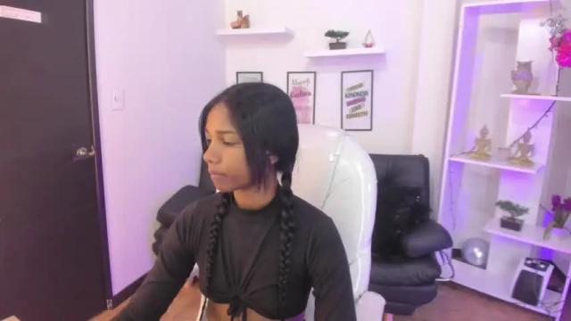 Image 10 of katalella_ds Stream on Chaturbate on 13 months ago