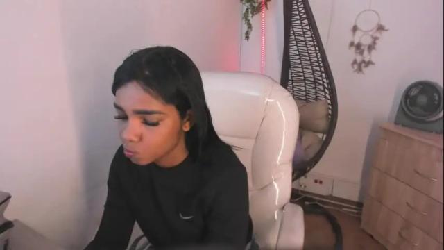 Image 2 of katalella_ds Stream on Chaturbate on 1 month ago