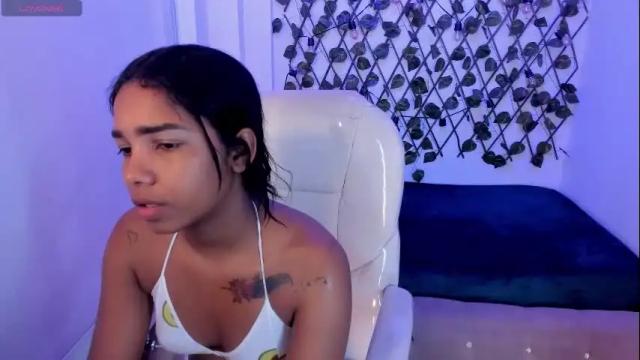 Image 4 of katalella_ds Stream on Chaturbate on 1 month ago