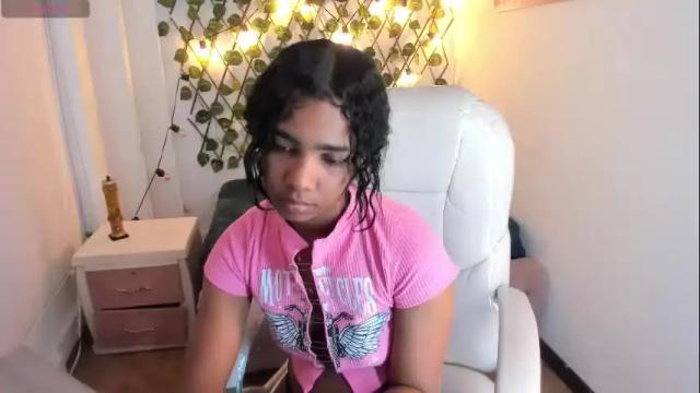 Image 7 of katalella_ds Stream on Chaturbate on 28 days ago