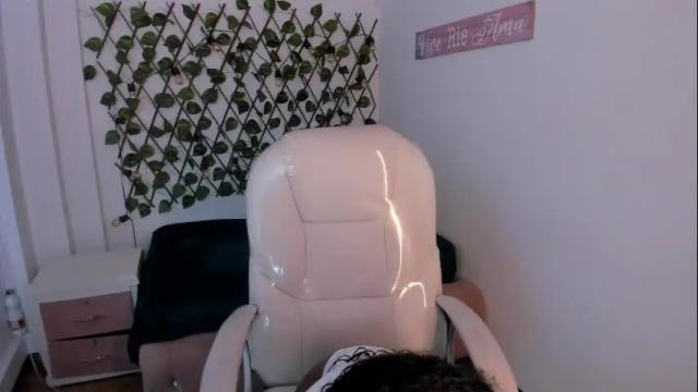 Image 2 of katalella_ds Stream on Chaturbate on 23 days ago
