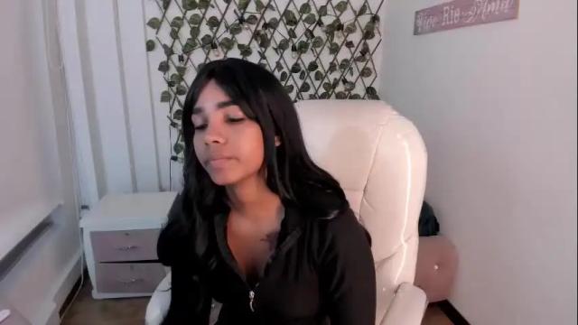 Image 4 of katalella_ds Stream on Chaturbate on 17 days ago