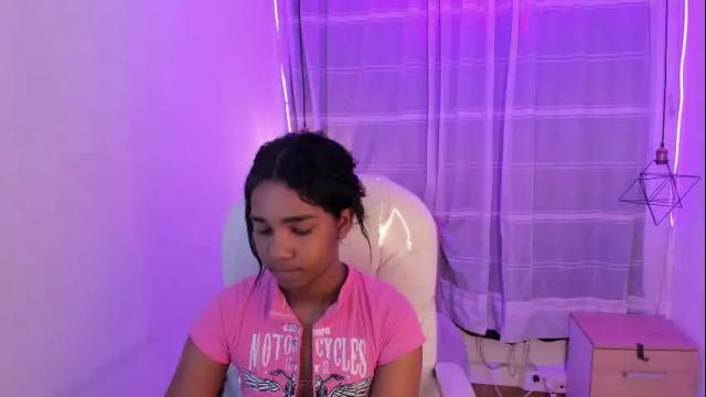 Image 12 of katalella_ds Stream on Chaturbate on 1 day ago