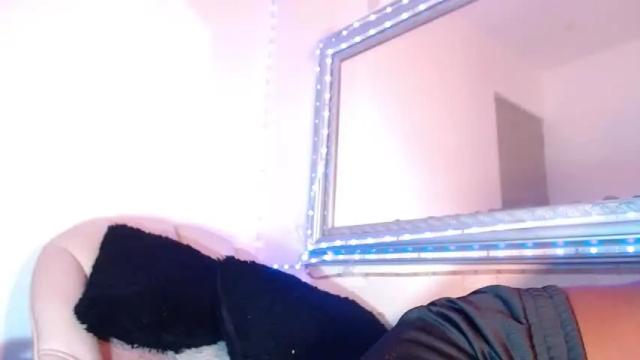Image 2 of katalella_key4 Stream on Chaturbate on 16 months ago