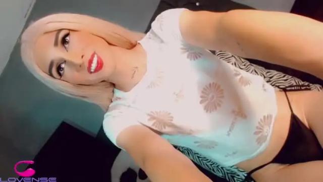 Image 3 of kataleya_big_cock Stream on Chaturbate on 15 months ago