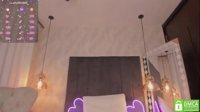 Image 7 of kataliina_18 Stream on Chaturbate on 1 month ago
