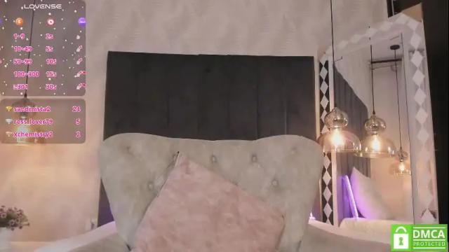 Image 6 of kataliina_18 Stream on Chaturbate on 1 month ago