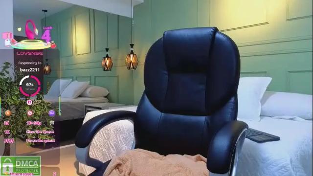 Image 12 of kataliina_18 Stream on Chaturbate on 1 day ago