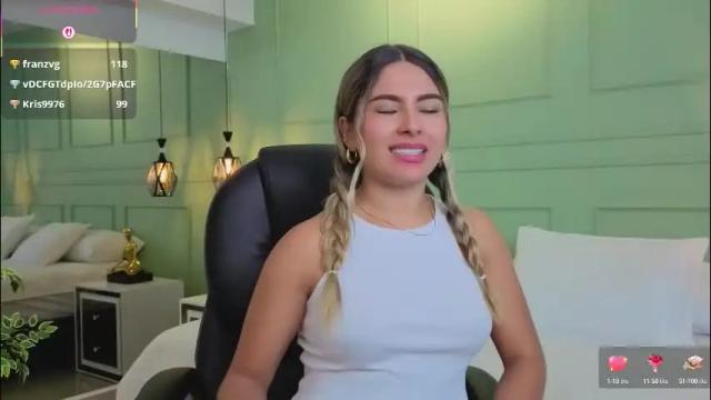 Image 11 of kataliina_18 Stream on Chaturbate on 1 month ago