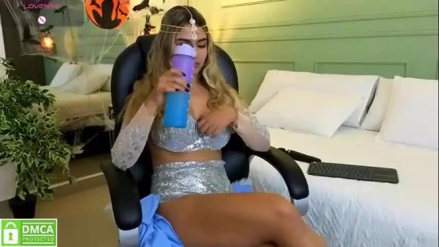 Image 6 of kataliina_18 Stream on Chaturbate on 3 days ago