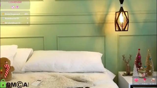 Image 3 of kataliina_18 Stream on Chaturbate on 1 month ago