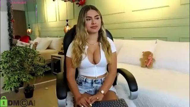 Image 3 of kataliina_18 Stream on Chaturbate on 1 month ago