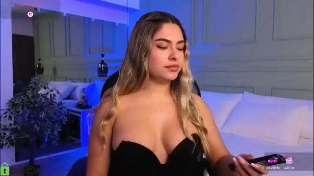 Image 2 of kataliina_18 Stream on Chaturbate on 10 days ago