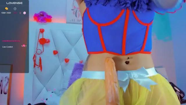 Image 8 of katalina_garcia Stream on Chaturbate on 14 months ago