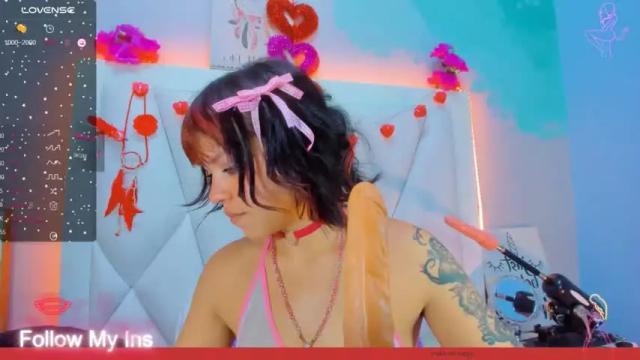 Image 12 of katalina_garcia Stream on Chaturbate on 14 months ago