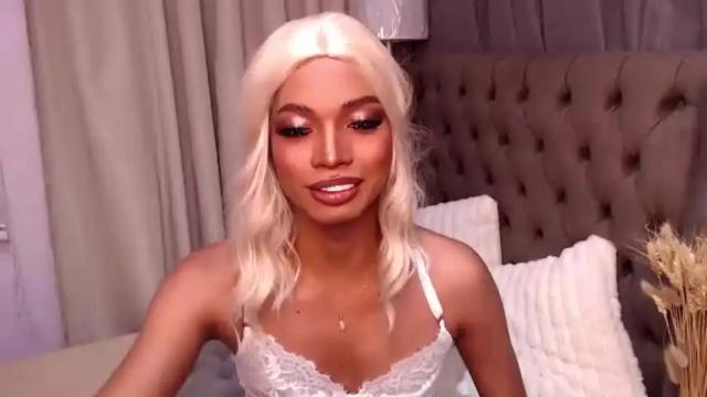 Image 6 of katalina_rouge Stream on Chaturbate on 15 months ago