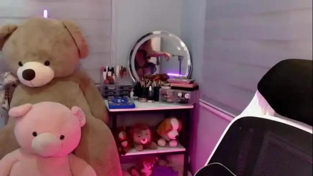 Image 12 of katalina_rouge Stream on Chaturbate on 1 month ago