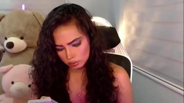 Image 12 of katalina_rouge Stream on Chaturbate on 1 month ago
