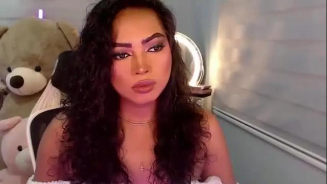 Image 7 of katalina_rouge Stream on Chaturbate on 1 month ago