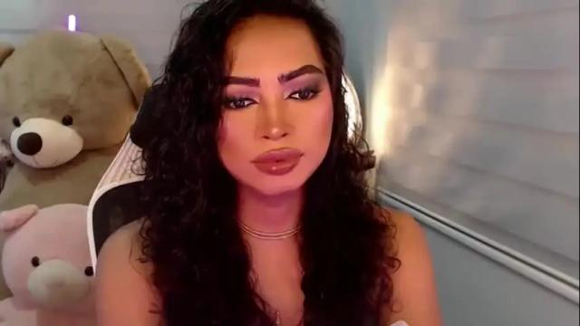 Image 8 of katalina_rouge Stream on Chaturbate on 1 month ago