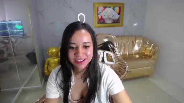 Image 3 of katalina_s1 Stream on Chaturbate on 14 months ago