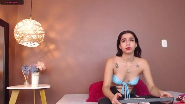 Image 4 of katalina_twice Stream on Chaturbate on 21 months ago