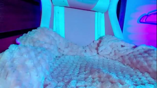 Image 4 of katalinaferreirax Stream on Chaturbate on 1 month ago