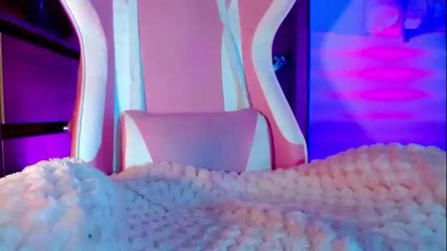 Image 4 of katalinaferreirax Stream on Chaturbate on 6 days ago
