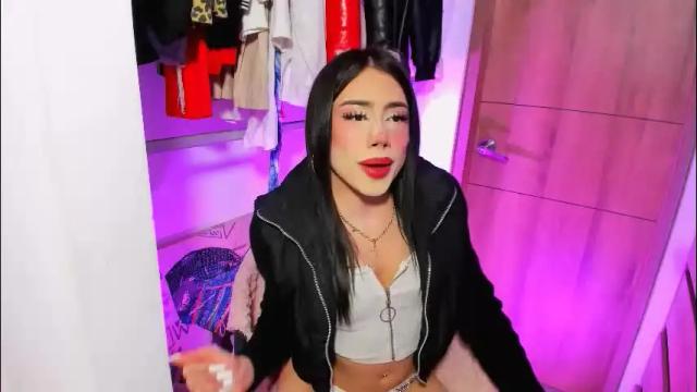 Image 6 of katalinaferreirax Stream on Chaturbate on 1 month ago