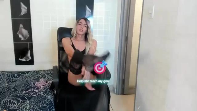 Image 4 of katapleasure Stream on Chaturbate on 13 months ago