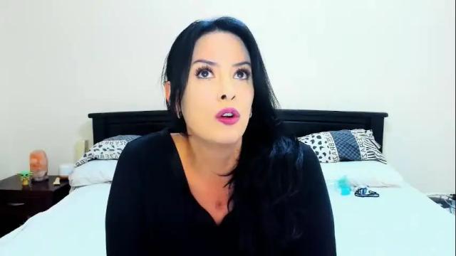 Image 3 of katarina_synnn Stream on Chaturbate on 9 days ago