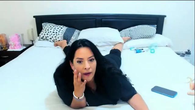 Image 6 of katarina_synnn Stream on Chaturbate on 1 month ago