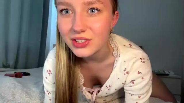 Image 11 of katcontrol Stream on Chaturbate on 12 days ago