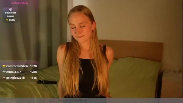 Image 11 of katcontrol Stream on Chaturbate on 6 days ago
