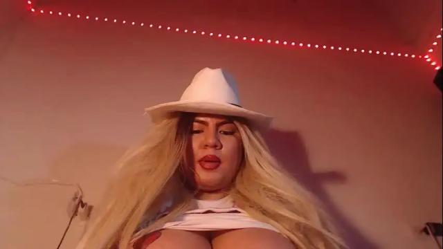 Image 7 of kate_big_tits Stream on Chaturbate on 5 months ago