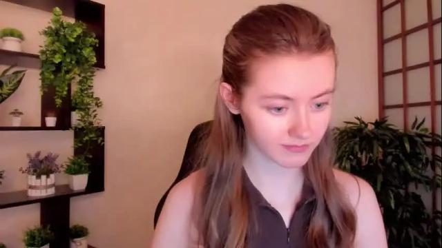 Image 11 of kate_cuddle Stream on Chaturbate on 1 month ago