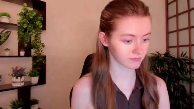 Image 7 of kate_cuddle Stream on Chaturbate on 1 month ago