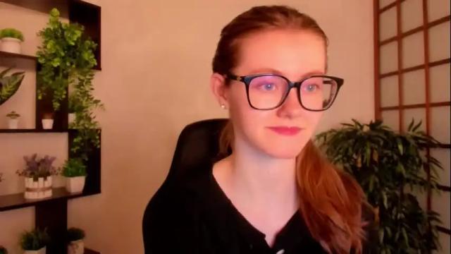 Image 11 of kate_cuddle Stream on Chaturbate on 1 month ago
