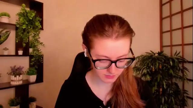 Image 2 of kate_cuddle Stream on Chaturbate on 1 month ago