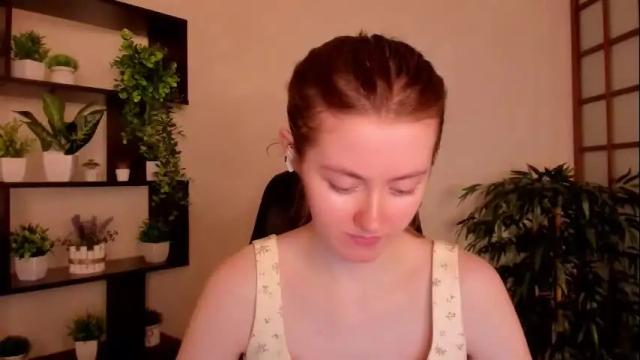 Image 12 of kate_cuddle Stream on Chaturbate on 24 days ago
