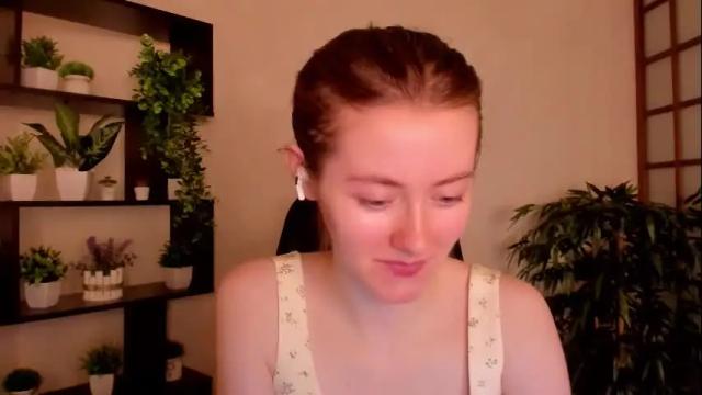 Image 6 of kate_cuddle Stream on Chaturbate on 24 days ago