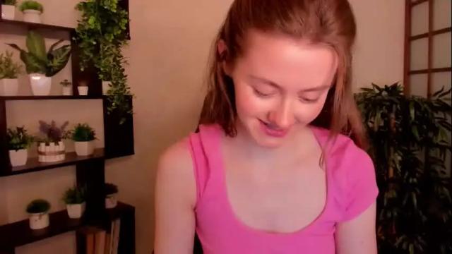 Image 8 of kate_cuddle Stream on Chaturbate on 21 days ago