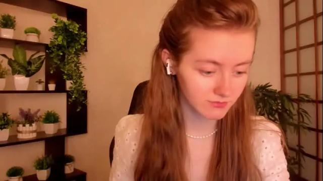 Image 8 of kate_cuddle Stream on Chaturbate on 17 days ago