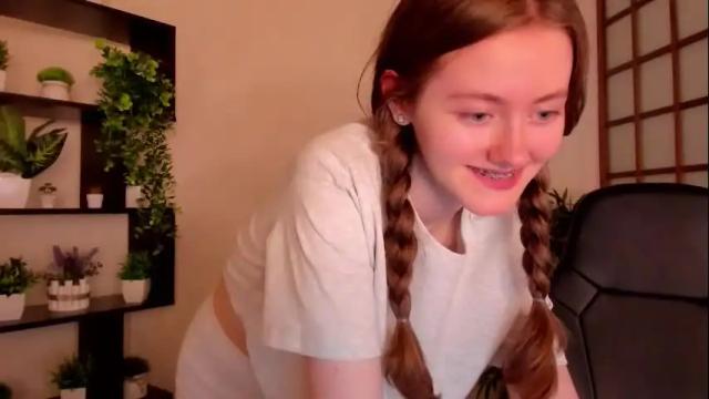 Image 12 of kate_cuddle Stream on Chaturbate on 13 days ago