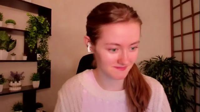 Image 12 of kate_cuddle Stream on Chaturbate on 8 days ago