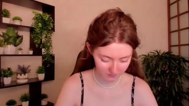 Image 2 of kate_cuddle Stream on Chaturbate on 7 days ago