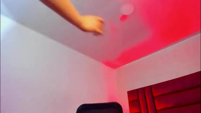 Image 3 of kate_evans1 Stream on Chaturbate on 29 days ago