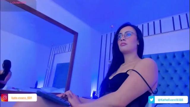 Thumbnail 1, kate_evans1's Stream at Chaturbate, 26 days ago