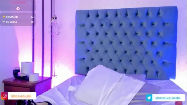 Image 3 of kate_evans1 Stream on Chaturbate on 12 days ago